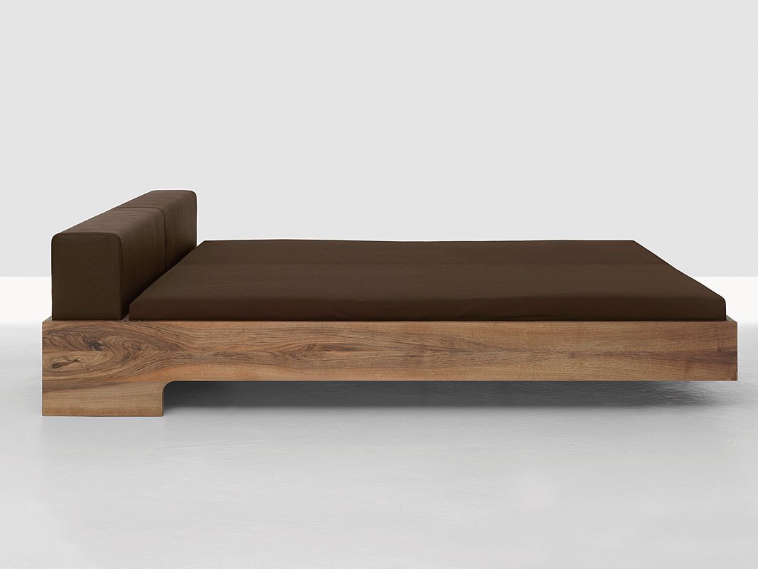 Schlafzimmer bett holz: thma schlafzimmer zum traeumen. holzbetten ...